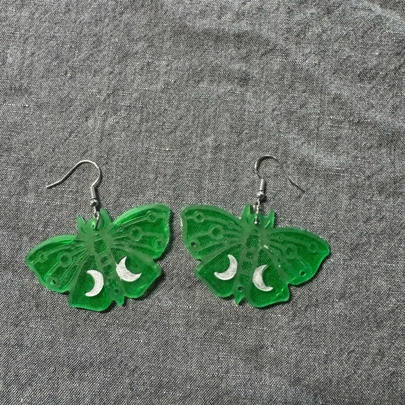 Hand Crafted Luna Moth Earrings - Picture 1 of 1